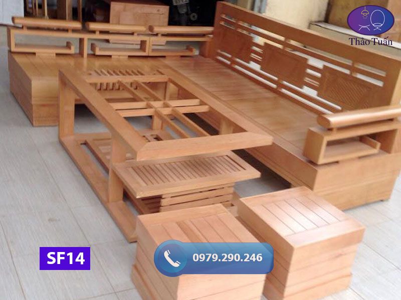 Tư vấn nên mua bàn ghế gỗ gì chất lượng cho phòng khách gia đình
